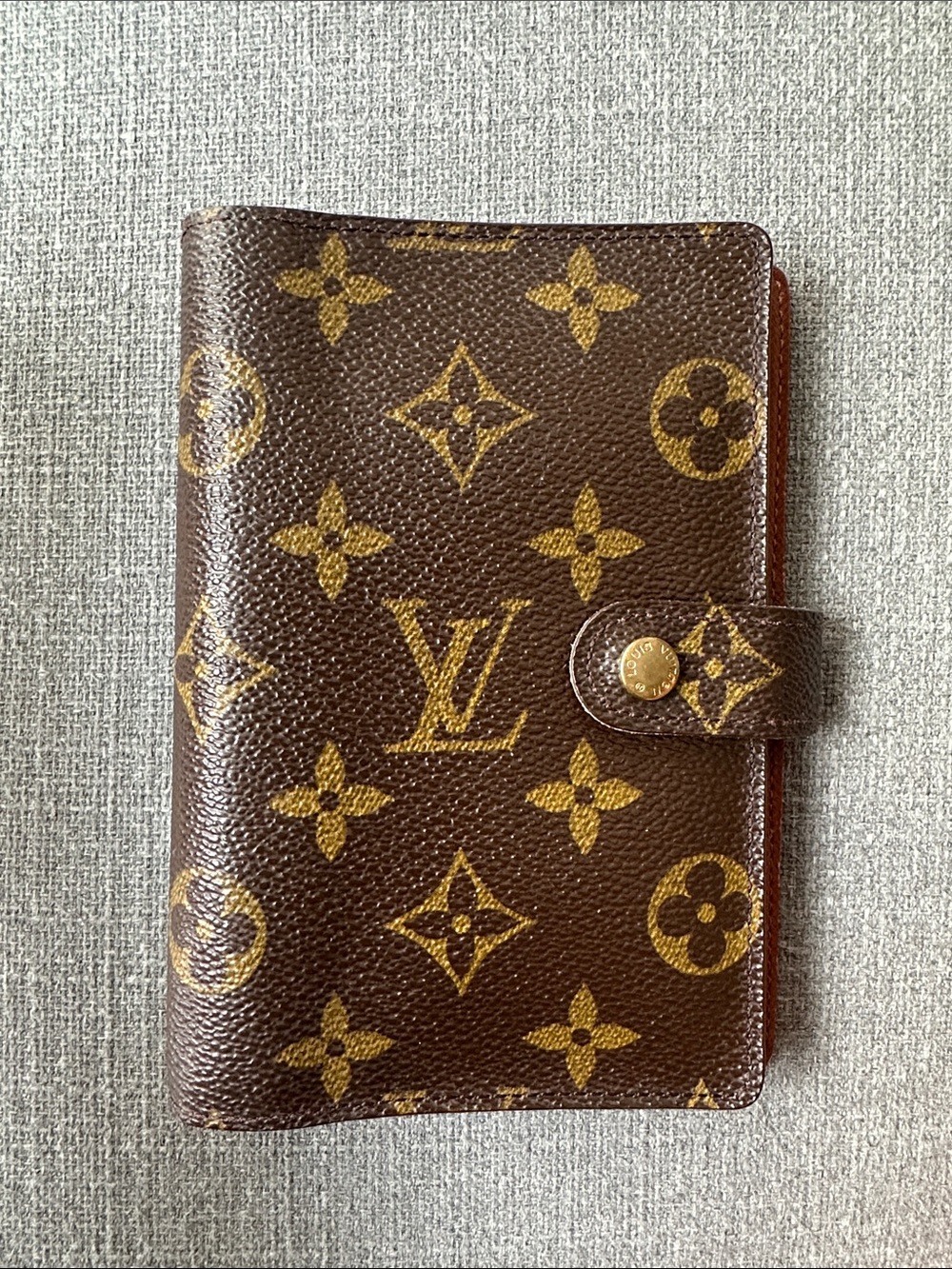 Louis Vuitton Monogram Agenda/Passport Holer